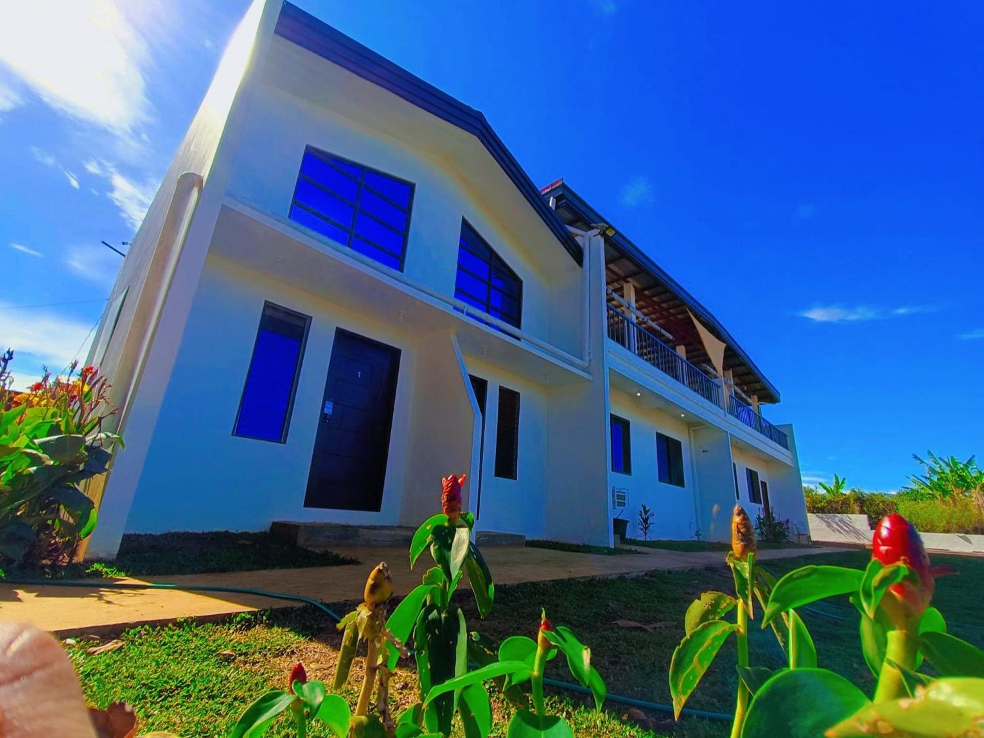Concetta Tourist Inn Manolo Fortich ภายนอก รูปภาพ