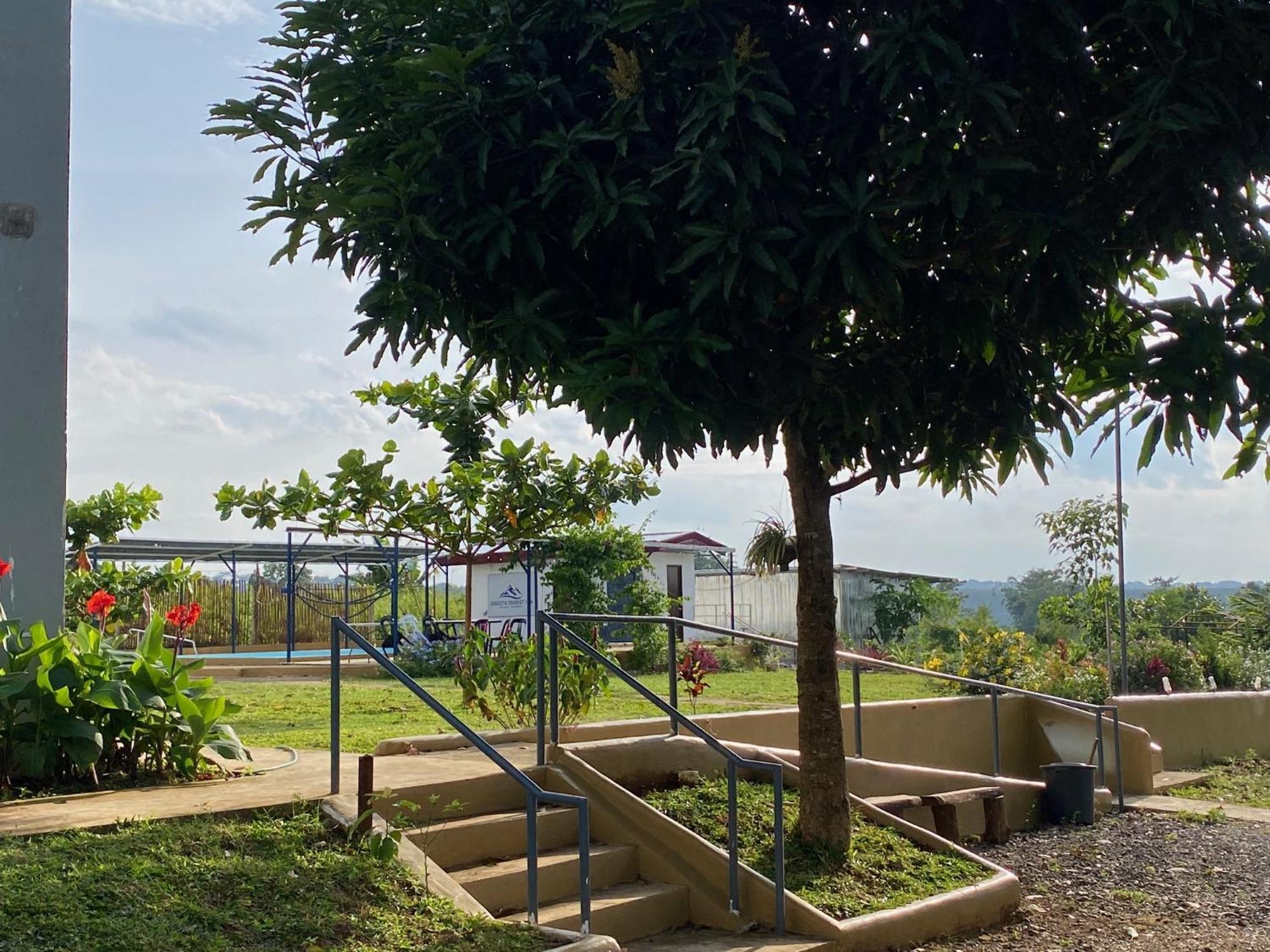 Concetta Tourist Inn Manolo Fortich ภายนอก รูปภาพ